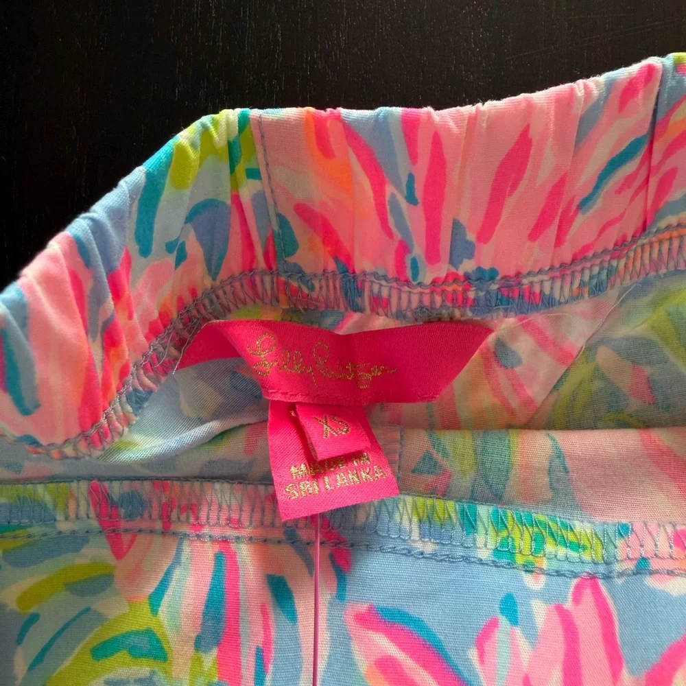 Lilly Pulitzer Pink and Blue Floral Women's Shorts - Picture 2 of 5